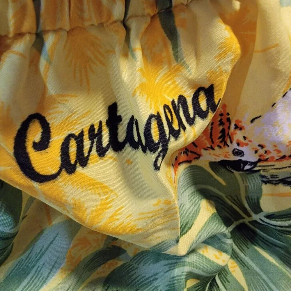 Vintage YMLA Shorts Set Cartegena Colombia Tropical Parrots Silk Feel Sz Boys 10